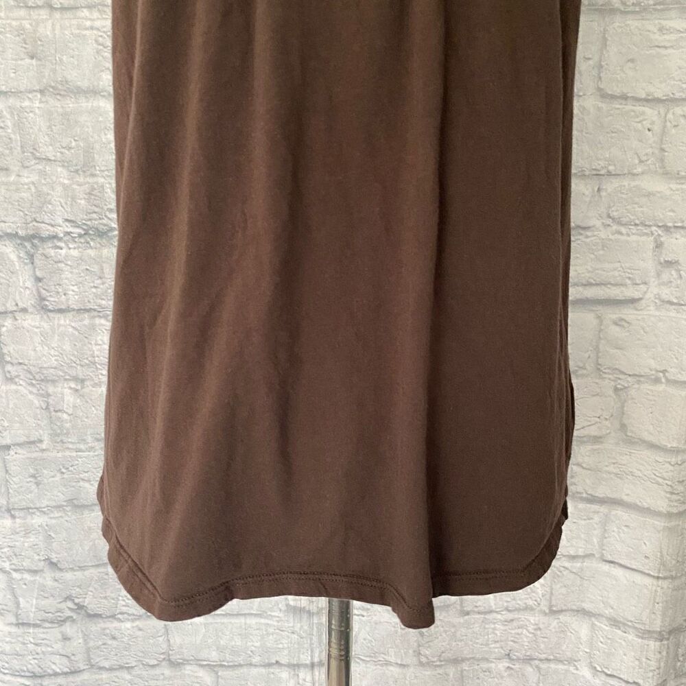 New York & Co women M scoopneck to v-cut pleated tank top brown - Picture 2 of 9